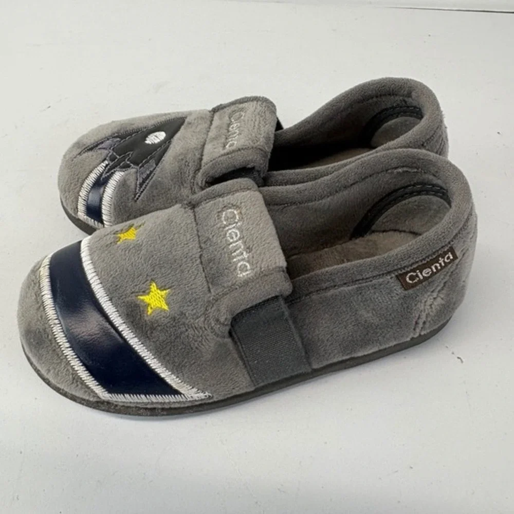 Cienta toddler Gray Rocket-ship Slippers with Stars made in Spain